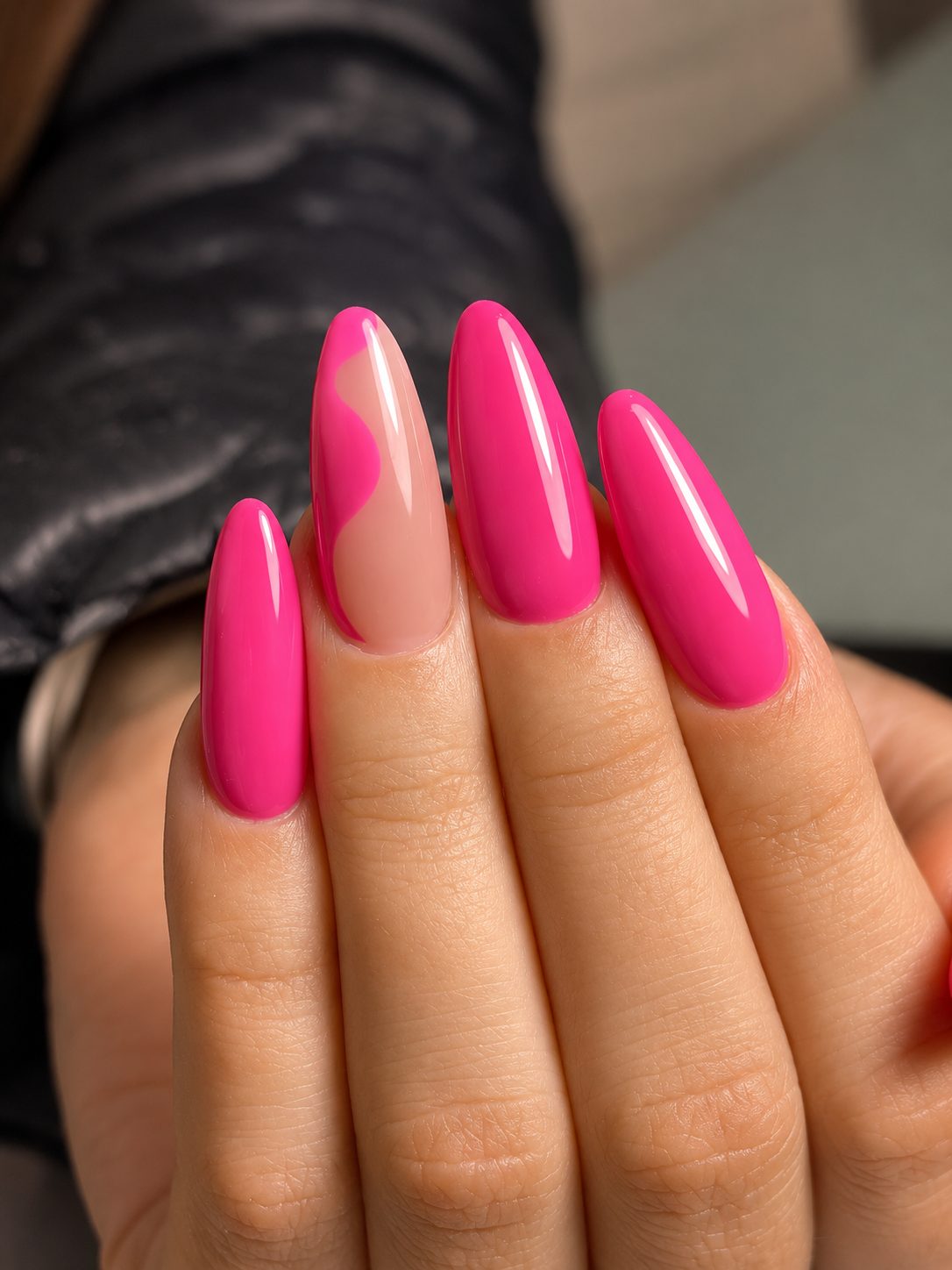 Uñas esculpidas con acrílico y diseño